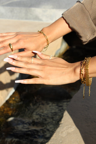 Huma Gold Knot Ring